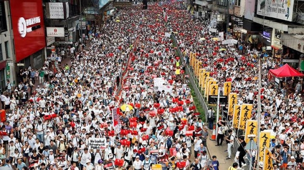 Google отказался заменить гимн протестующих гонконгцев гимном Китая