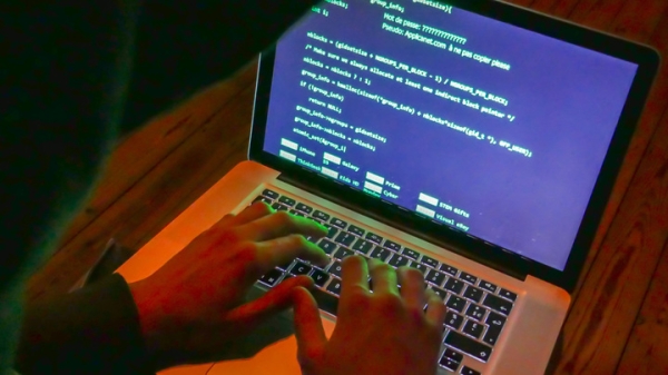Центр при ФСБ: хакеры стали осторожнее